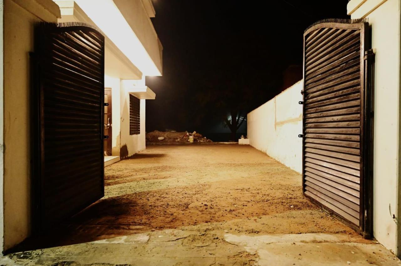 Sri Ram Lalla International Hotel Ayodhya Exterior foto