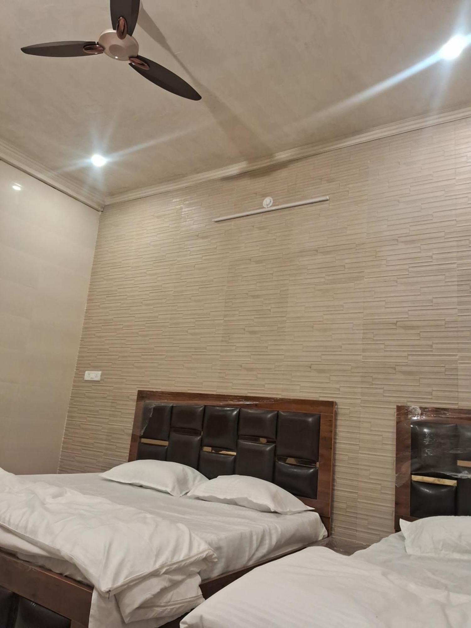 Sri Ram Lalla International Hotel Ayodhya Exterior foto